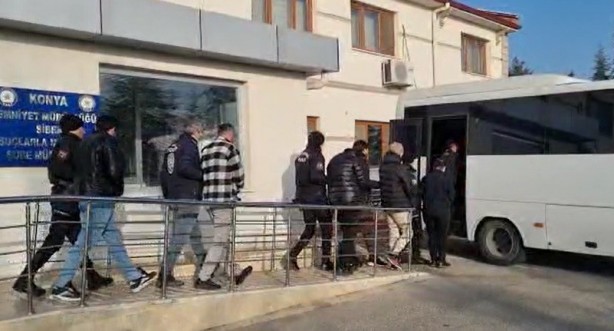 Foto - 14 bin 200 kişiyi dolandıran hacker çetesi çökertildi