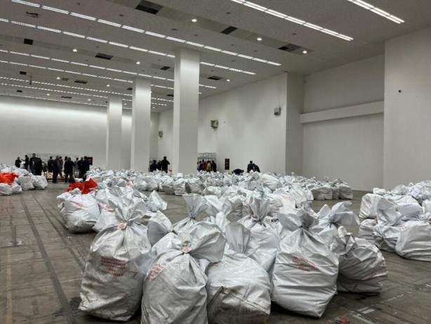 Foto - 14 Mayıs seçimlerinde yurt dışı oylarında son durum: Hangi ülkede kim önde? İşte ülke ülke alınan oy oranları
