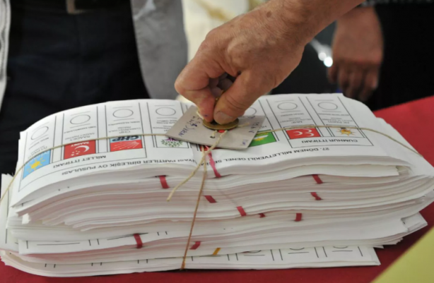 Foto - 14 Mayıs seçimlerini doğru bilen anket şirketinden ikinci tur tahmini! Son sonuçları duyurdular