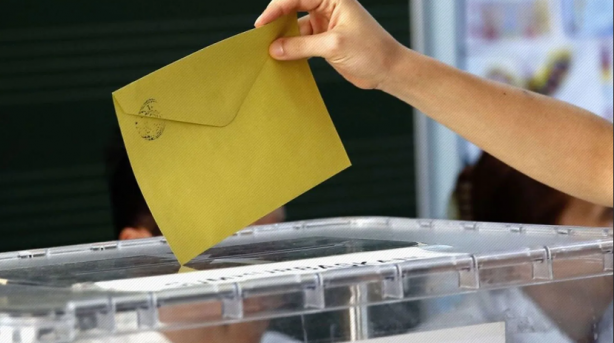 Foto - 14 Mayıs'ı bilen anket şirketi seçime saatler kalan son sonuçları Türkiye'ye ilan etti