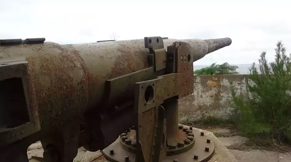 Foto - 140 yıllık tabya kaderine terk edildi! 2. Abdülhamit zamanında yapıldı bu hali herkesi üzdü