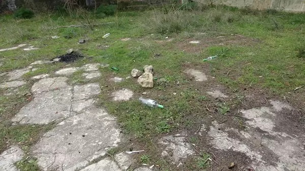 Foto - 140 yıllık tabya kaderine terk edildi! 2. Abdülhamit zamanında yapıldı bu hali herkesi üzdü