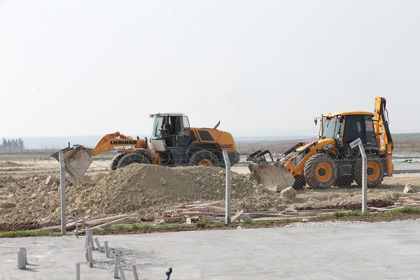 Foto - 15 bin kişilik geçici kent yükselmeye başladı