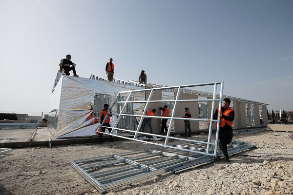 Foto - 15 bin kişilik geçici kent yükselmeye başladı