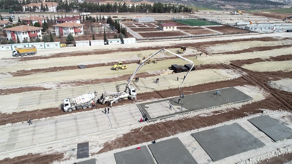 Foto - 15 bin kişilik geçici kent yükselmeye başladı