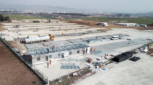 Foto - 15 bin kişilik geçici kent yükselmeye başladı