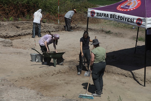 Foto - 15 bine yakın buluntu ortaya çıktı! İkiztepe Höyüğü'nün gizemi