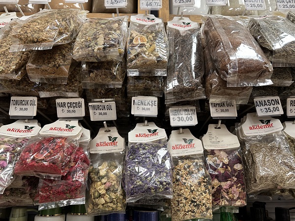 Foto - 15 farklı bitki var! Bu çayı içen hastalığı unutuyor