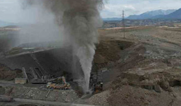 Foto - 15 günden beri gaz ve su fışkırıyordu! O sondaj kuyusu kapatıldı