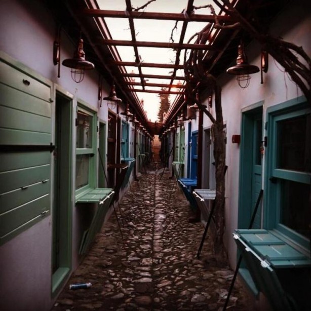 Foto - 1,5 metre genişliğindeki tarihi arasta restore edildi