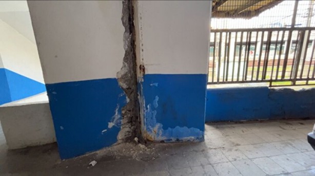 Foto - 15 Temmuz Demokrasi Otogarı'ndaki görüntü tedirgin ediyor! 'Taşlar kafamıza düşüyor'