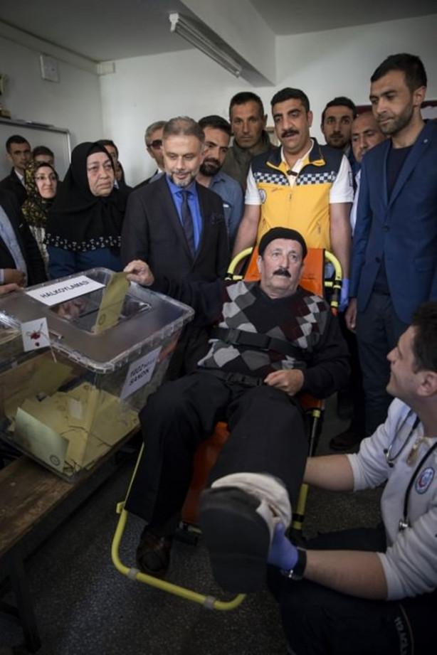 Foto - 15 Temmuz gazisi oyunu kullandı