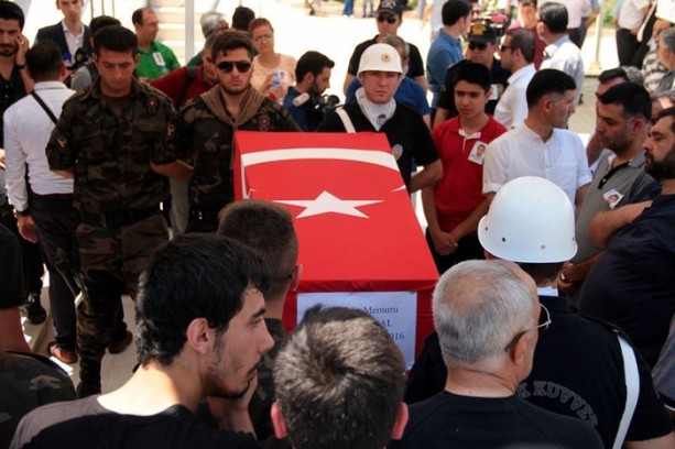 Foto - 15 Temmuz şehitleri son yolculuğuna uğurlandı