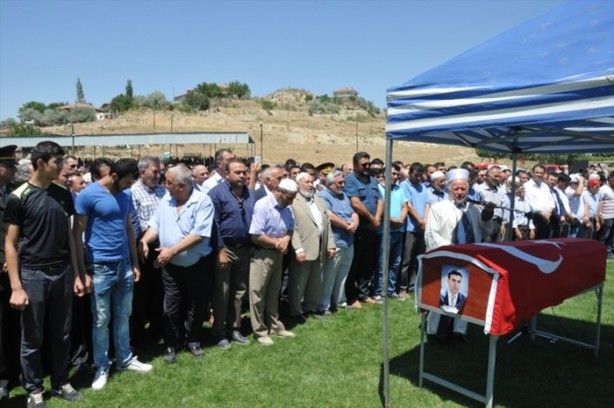 Foto - 15 Temmuz şehitleri son yolculuğuna uğurlandı