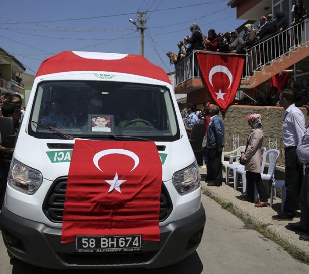 Foto - 15 Temmuz şehitleri son yolculuğuna uğurlandı