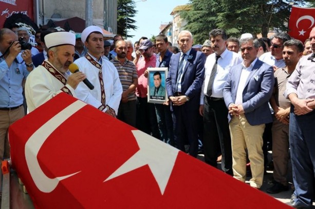 Foto - 15 Temmuz şehitleri son yolculuğuna uğurlandı