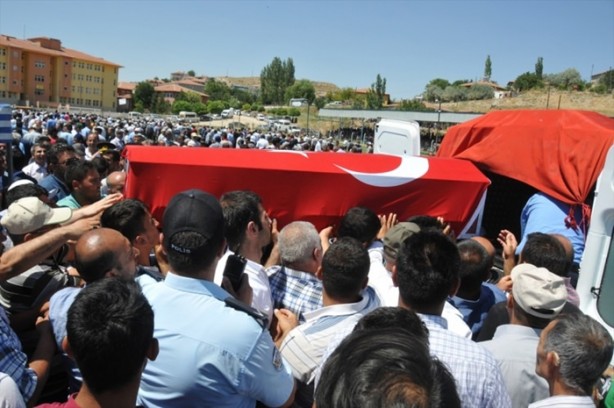 Foto - 15 Temmuz şehitleri son yolculuğuna uğurlandı