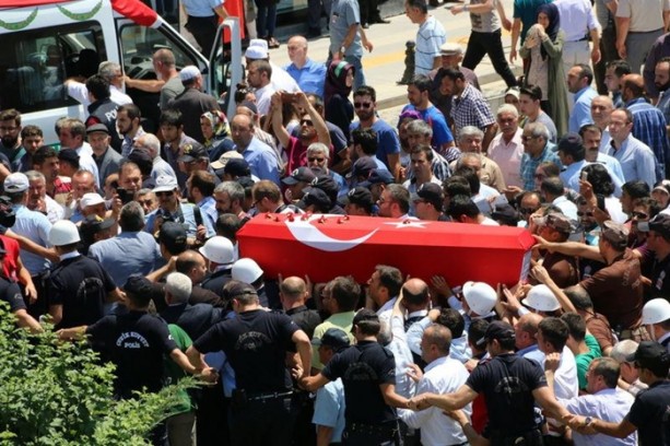 Foto - 15 Temmuz şehitleri son yolculuğuna uğurlandı