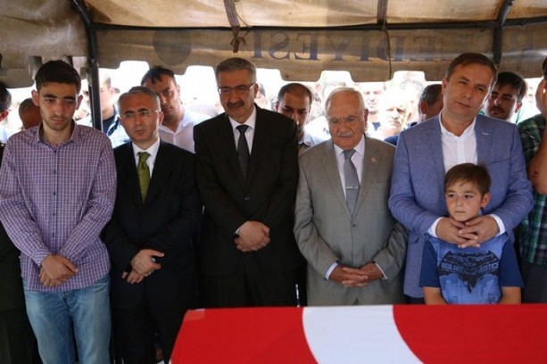 Foto - 15 Temmuz şehitleri son yolculuğuna uğurlandı