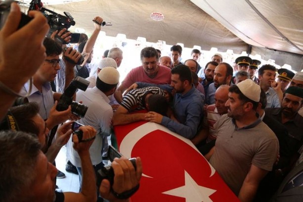 Foto - 15 Temmuz şehitleri son yolculuğuna uğurlandı