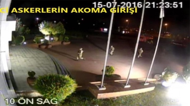 ​15 Temmuz'da AKOM binasında neler yaşandı?
