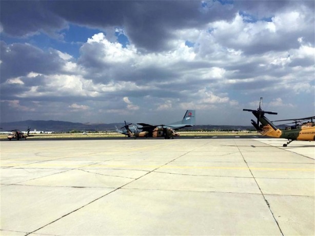 Foto - 15 Temmuz'da havalanan helikopterler görüntülendi