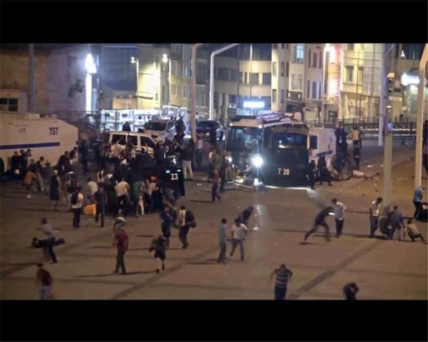 Foto - 15 Temmuz'da Taksim'de neler yaşandı?