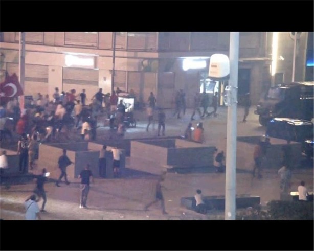 Foto - 15 Temmuz'da Taksim'de neler yaşandı?