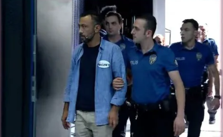 Foto - 1,5 yaşındaki bebeğe alkol içirdiler! Narsist karı-koca