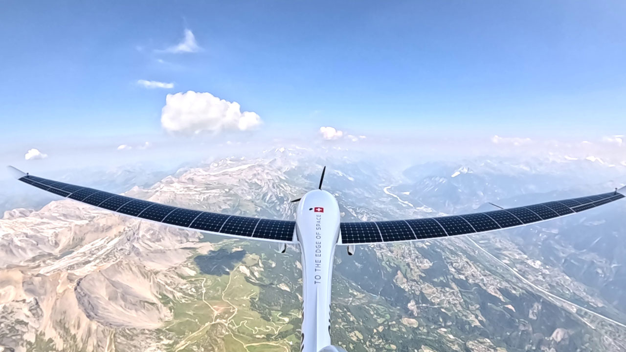 Foto - 15 yıl sonra gelen rekor! Güneş enerjili uçak 9,5 bin metreye yükseldi