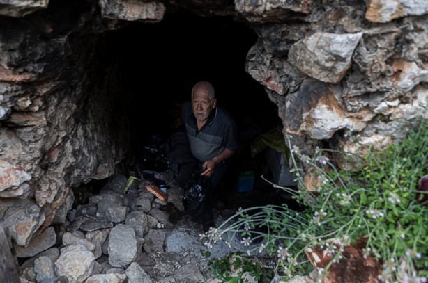 Foto - 15 yıldır mağarada yaşayan Zekai amcadan ders niteliğinde sözler 