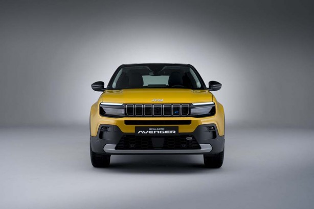 150 araç 15 dakika içinde satıldı! Yüzde 100 elektrikli Jeep® Avenger Türkiye’de