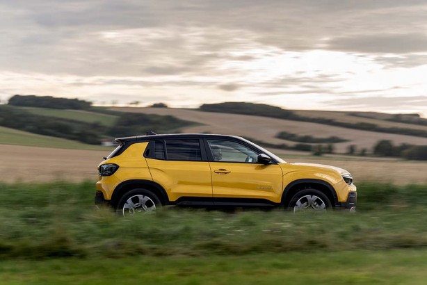 Foto - 150 araç 15 dakika içinde satıldı! Yüzde 100 elektrikli Jeep® Avenger Türkiye’de