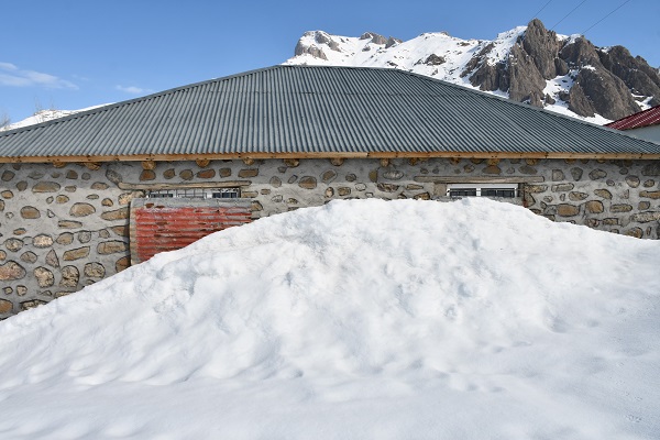 Foto - 150 haneli köy adeta kayboldu!