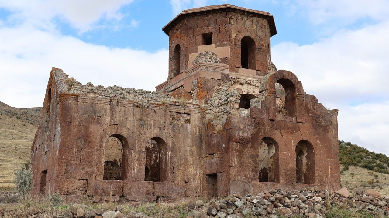 Foto - 1500 yıldır ovanın ortasında ayakta! Kapadokya’nın gizli hazinesi