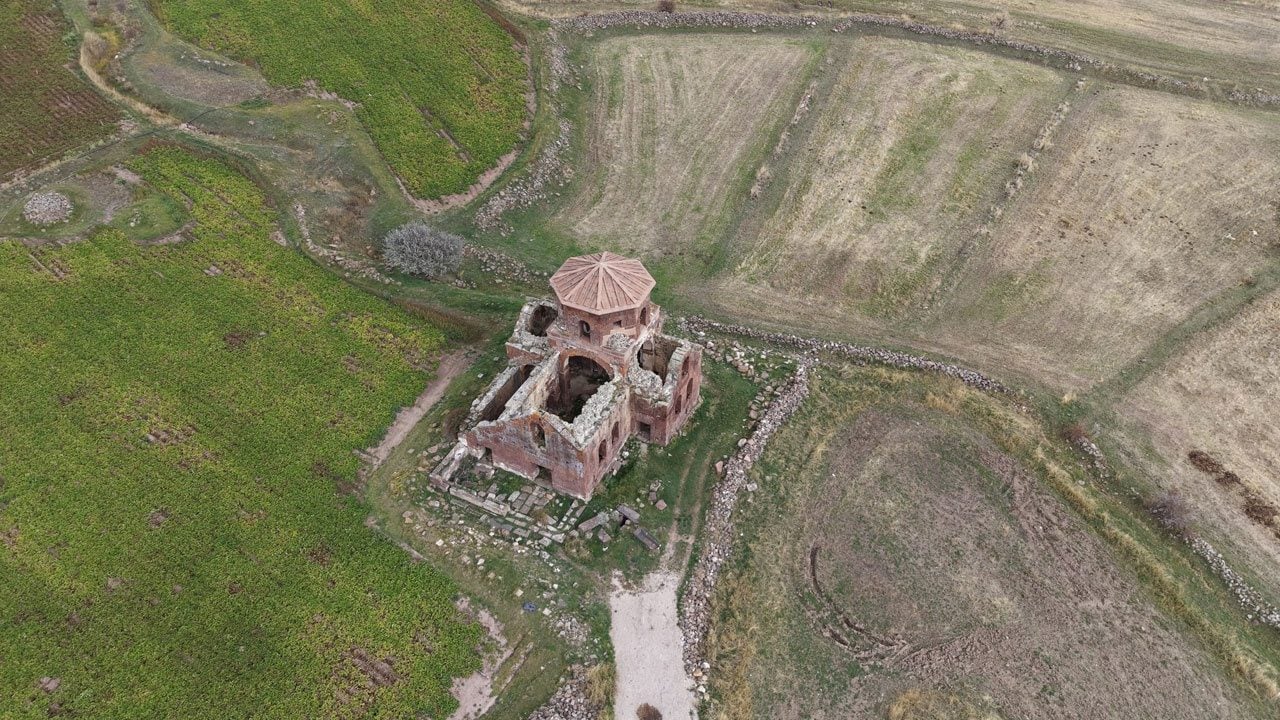 Foto - 1500 yıldır ovanın ortasında ayakta! Kapadokya’nın gizli hazinesi