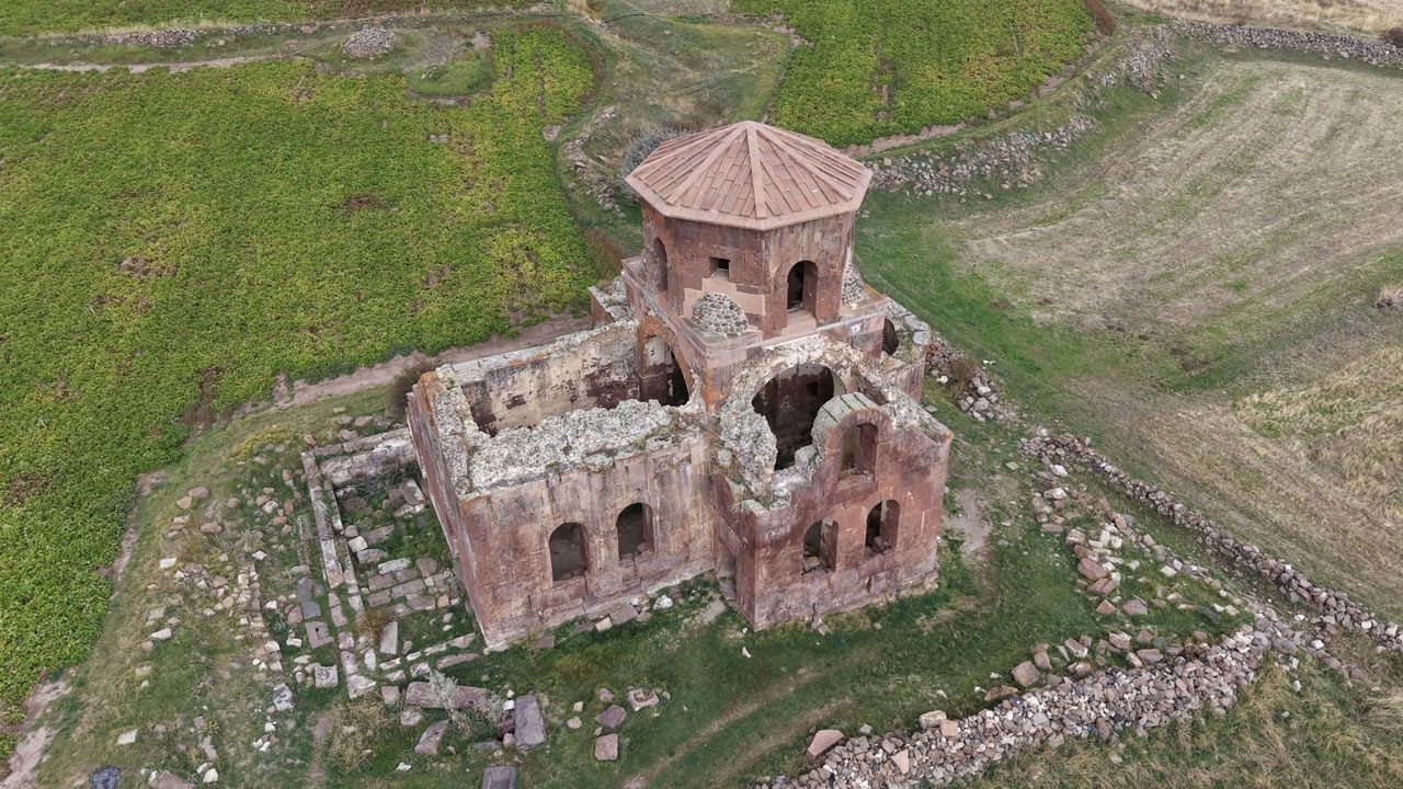 1500 yıldır ovanın ortasında ayakta! Kapadokya’nın gizli hazinesi