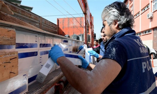 Foto - 16 ton mısırın içinden çıkanlar hayrete düşürdü!