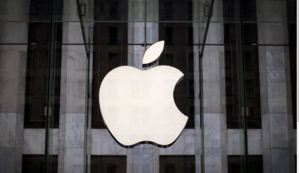 Foto - 16 yaşındaki genç 3 trilyon dolarlık Apple'a diz çöktürdü