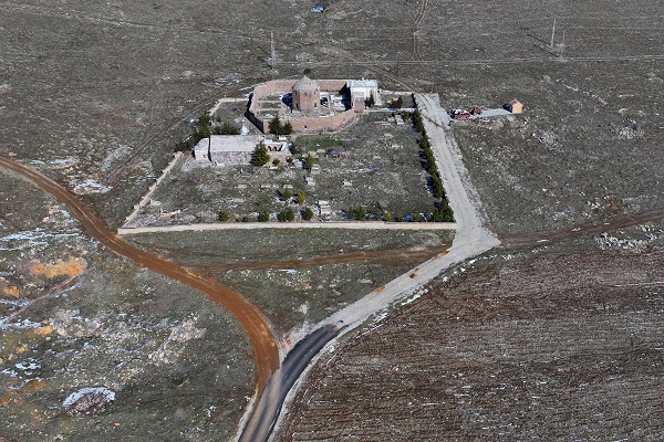 Foto - 16 yıldır, yüzlerce yıllık ata mirasının bakımını gönüllü yapıyor 