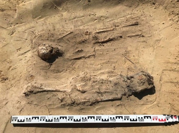 Foto - 16. yüzyıldan kalma toplu mezar bulundu! Bütün çocuk cesetlerinin ağzından aynı şey çıktı