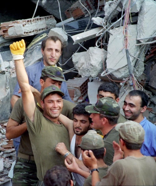 Foto - 17 Ağustos 1999 Depremi