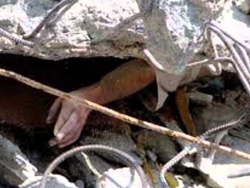 Foto - 17 Ağustos 1999 Depremi