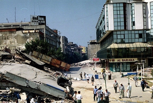 Foto - 17 Ağustos 1999 Depremi
