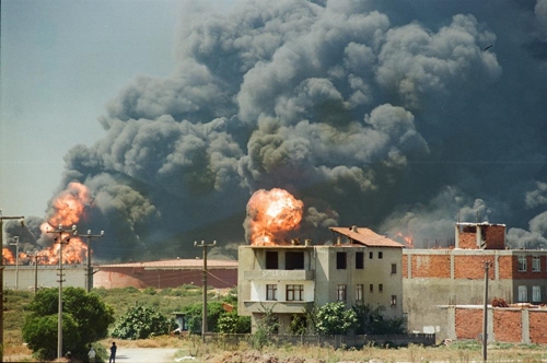 Foto - 17 Ağustos 1999 Depremi