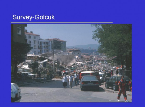 Foto - 17 Ağustos 1999 Gölcük Depremi