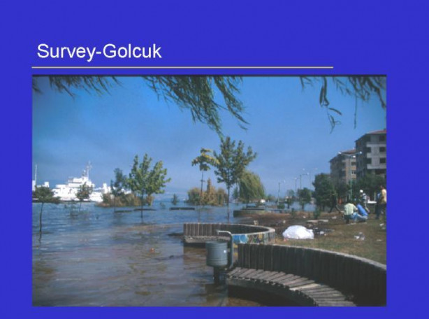 Foto - 17 Ağustos 1999 Gölcük Depremi