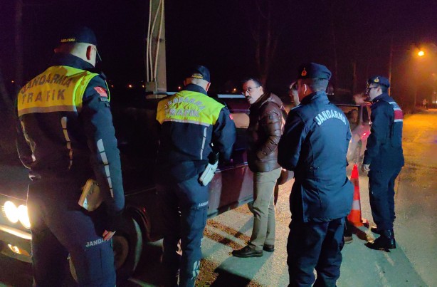 Foto - 17 yaşındaki sürücünün 'ekmek' savunması pes dedirtti!