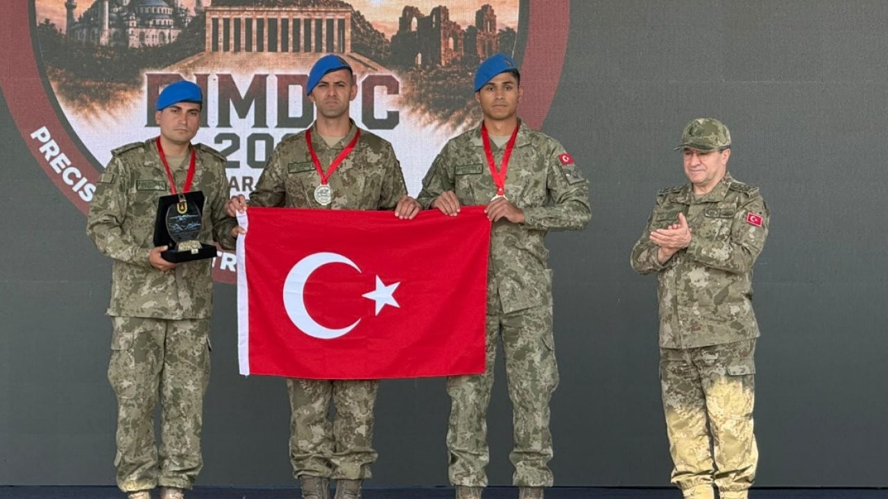 Foto - 18 ülkeden 22 takımın dronları yarıştı: Uçangöz Yarışması’nda açık ara şampiyon Türkiye