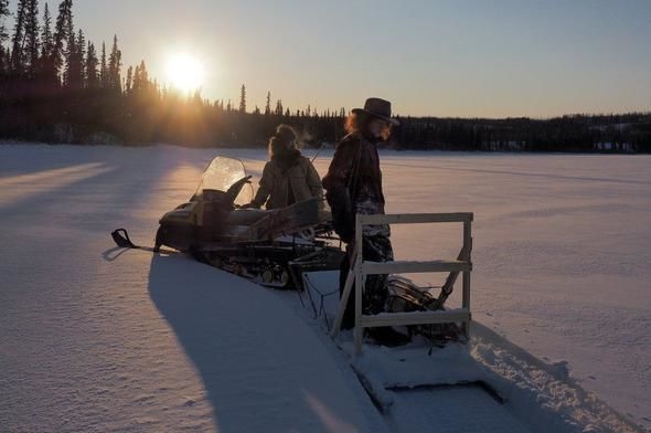 Foto - 18 yıldır ıssız ormandaki bu kulübede yaşıyorlar!